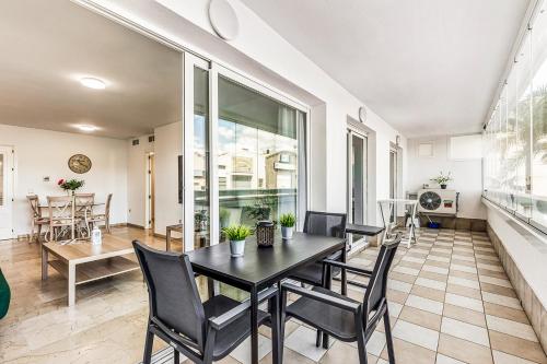 AA Guest - La Marina Sea Views Eco Apartment