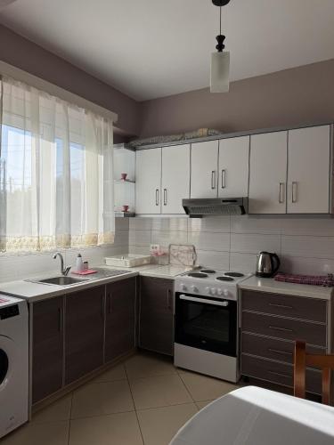 Dapur atau dapur kecil di Erano Apartment