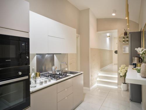 Luxury 4 Suites with Private Bathrooms-Toledo