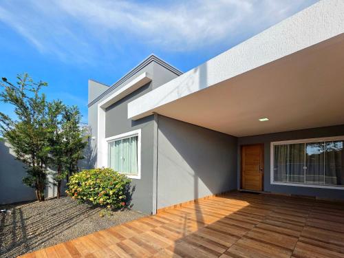 Casa NOVA 3 quartos prox Cataratas e Arg