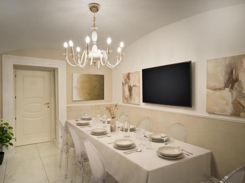 Luxury 4 Suites with Private Bathrooms-Toledo
