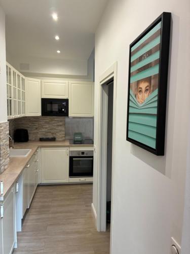 Quaint renovated apartment in the heart of town