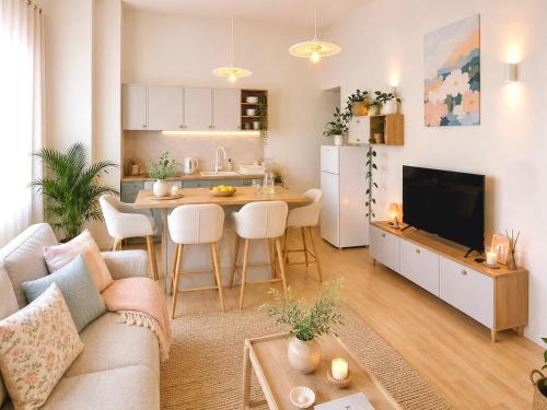 Luna Mediteran Garden Home - Jacuzzi & Gym