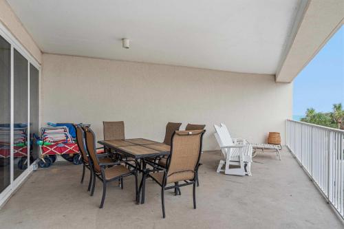 TOPS'L Tides 0207 photo 29