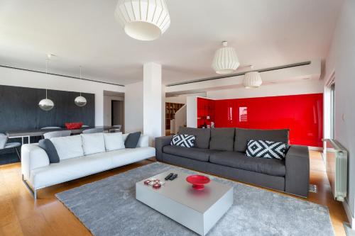 Sealine Loft | City Center