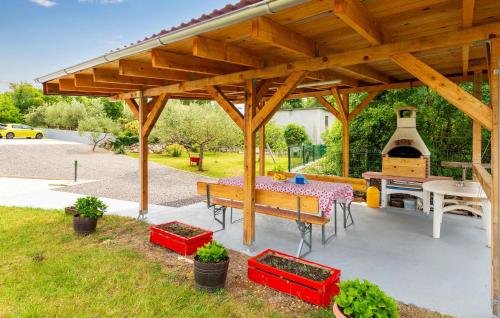 Amazing Apartment In Malinska With Wifi