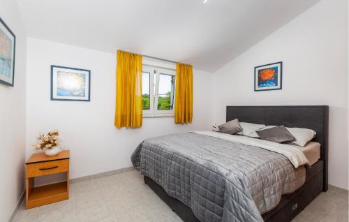 Amazing Apartment In Malinska With Wifi