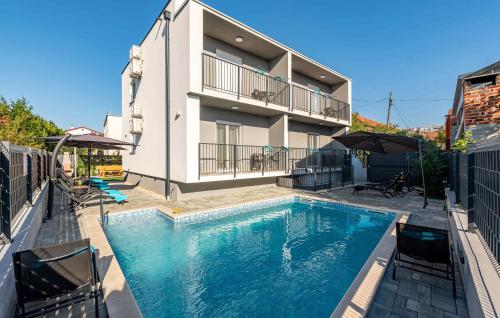 Awesome Apartment In Zadar With Wifi