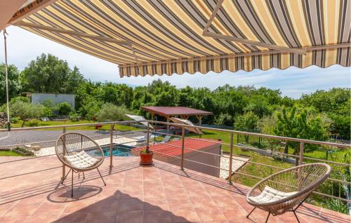 Gorgeous Apartment In Malinska With Swimming Pool