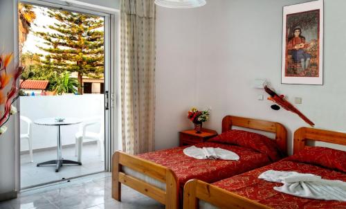Yiannis Apartments and Studios