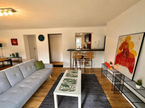 Duplex 2 rooms downtown