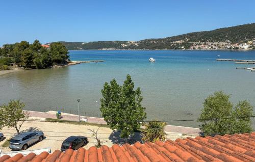 Awesome Apartment In Rab Supdraga With Wifi