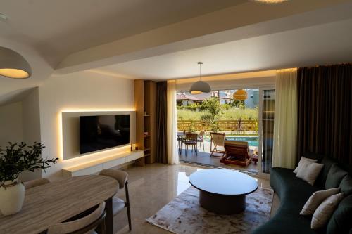 Imperium Luxe Villas 101-102
