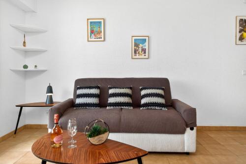 Charmant studio avec terrase et climatisation