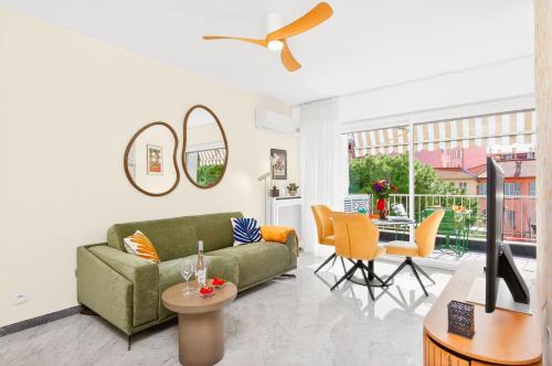 Élégant appartement au Palais Borrigo à 50 m du mer