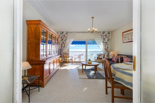 Joli appartement à Menton centre - vue mer