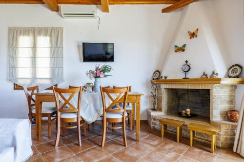 Kastanies Ananias Skopelos