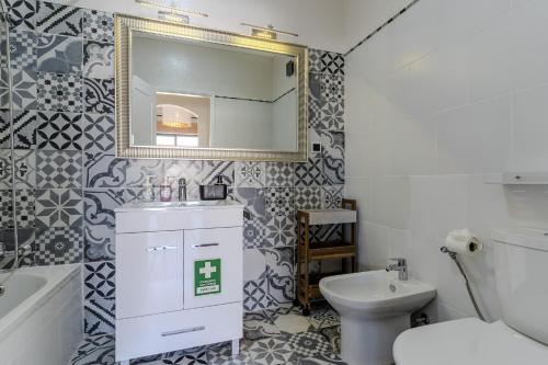 #365 Old Town Albufeira Apartment Pool Access