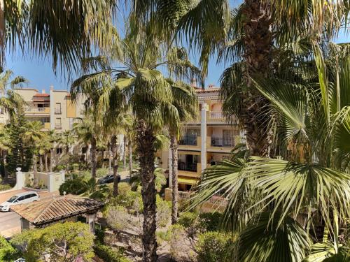 Aldea Del Mar apartments