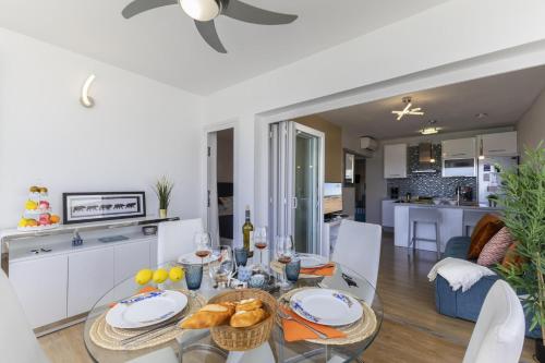 Apartment Aida 201 by VillaGranCanaria