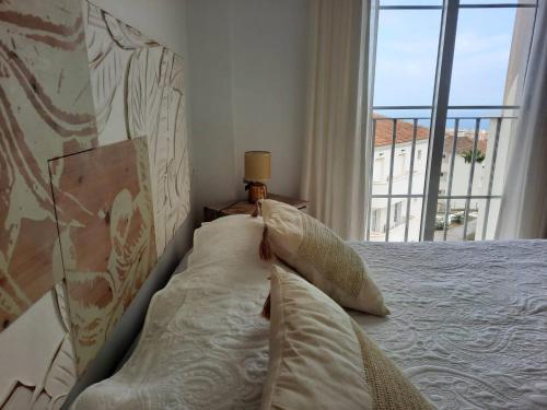 Alborán: Temporada Confortable • Valle Properties