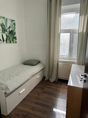 Foto LUXURY APARTMENT next to the presidental palace in city center 2