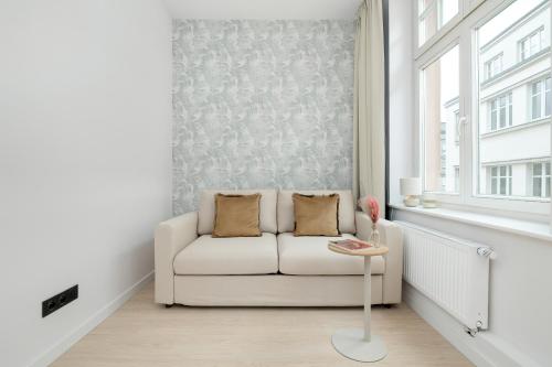 Comfortable Studios with a Desk in the Center of Katowice Near Spodek by Noclegi Renters