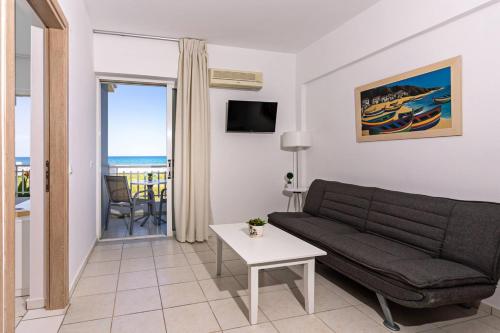 Azure Seaside Apts