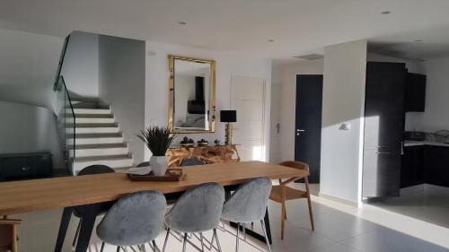 Stunning Family Villa With Pool In Cap D'agde