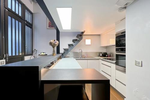 Charming atypical apartment - Gare de l'Est