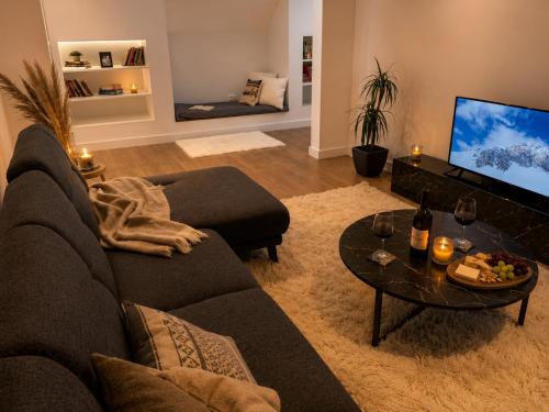 Noah's Attic - Apartment Hotel in Korce