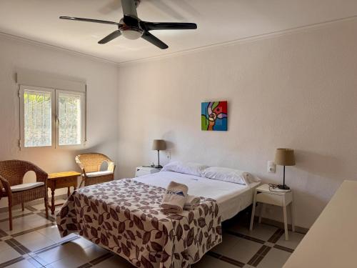 Villa moderne proche plage avec terrasse spacieuse