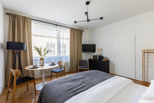 Contemporary Designed Apartment, Central Location
