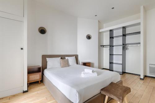 Sentier Historical Center Charming & Cosy Apartment