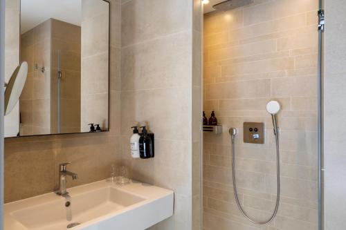 Hotel Le 10 BIS photo 54