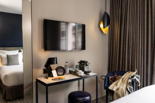 Hotel Le 10 BIS photo 55