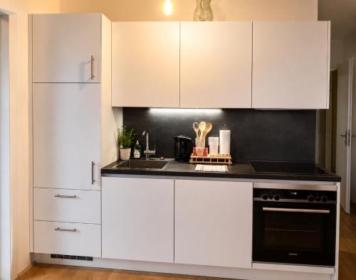 Modern Vienna Apartment-Central Station&Skyline View