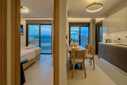 Sealofts - Premium Sea View Living