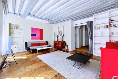 Beautiful apartment in the heart of the Marais