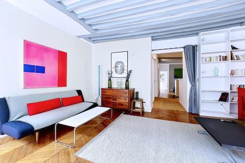 Beautiful apartment in the heart of the Marais