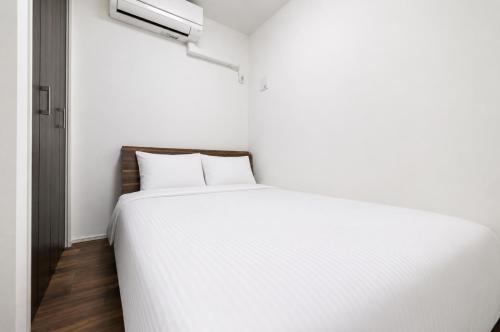 HomeNest Hotel AKIHABARA direct access from AIRPORTS