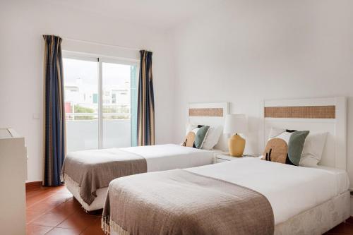 Prainha 2BR Stay | Pool & Beach Access