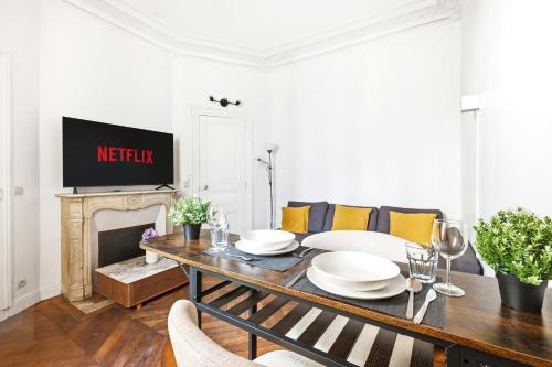 Lovely Studio in Upscale Paris 8th with Netflix