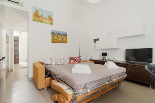 GuestHost - Comfy Flat Zara MM5 close to Isola