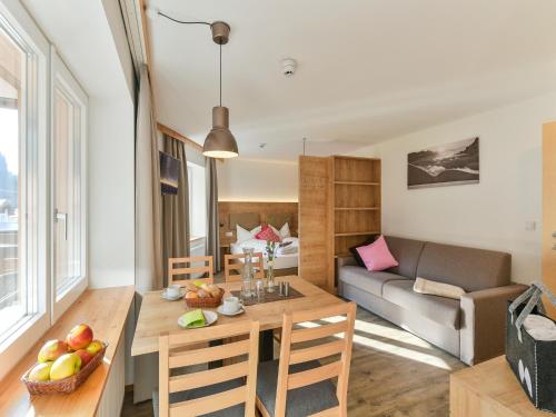 Apartment mit Balkon