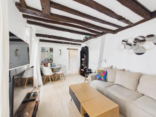 Cosy Dupleix 2min from Trocadero and Eiffel Tower