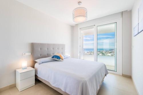 Apartamento luminoso de 2 hab – vistas al mar