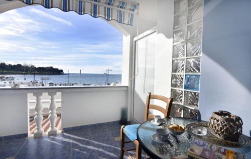 Cozy nest with stunning sea views from the terrace