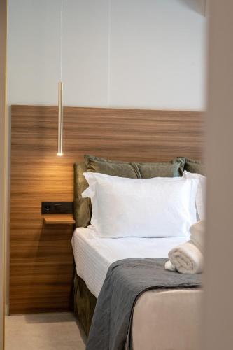 Elaura Luxury Residence PHAOS