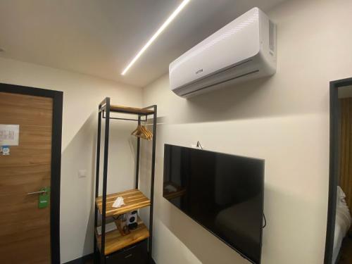 Aliana Apartment